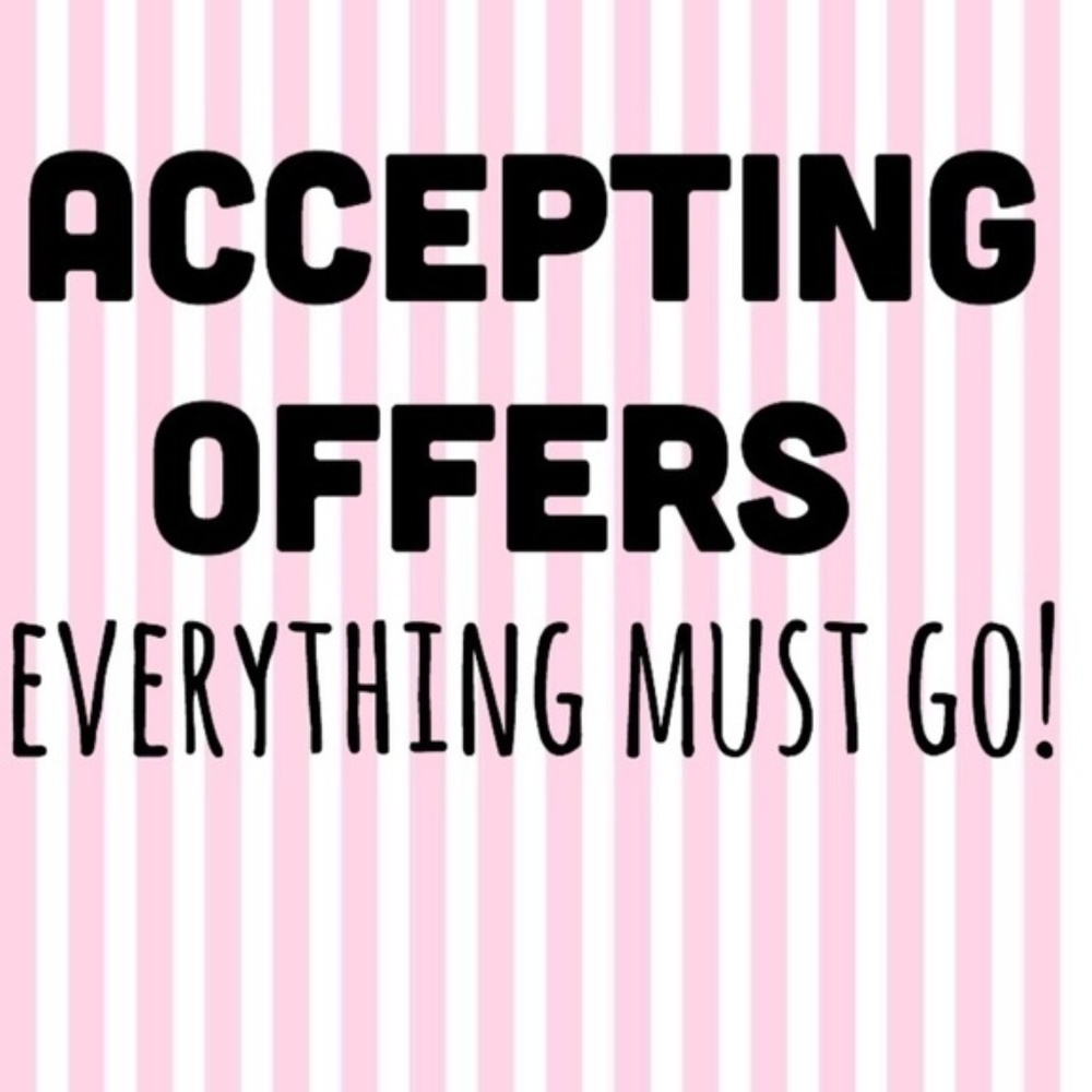 eVERYTHING MUST GO